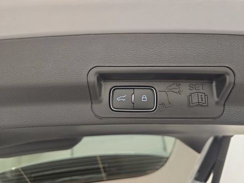 New 2026 Ford Explorer Active AWD/4WD image 18