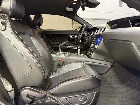 Used 2022 Ford Mustang GT Premium w/ Black Accent Package RWD image 21