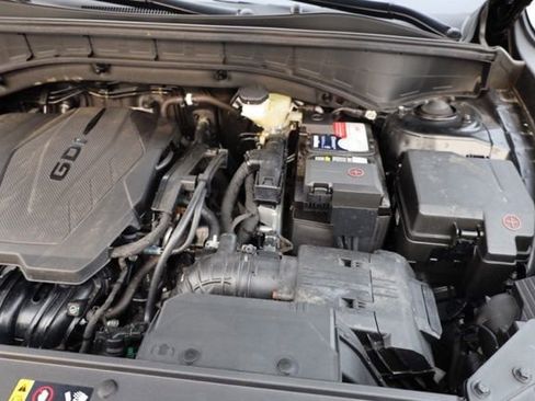 Used 2022 Kia Sorento LX image 39