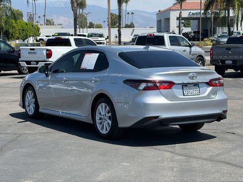Used 2022 Toyota Camry LE w/ Carpet Mat Package (TMS) FWD image 8
