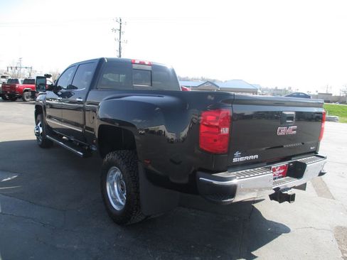 Used 2016 GMC Sierra 3500 SLT w/ Duramax Plus Package image 10