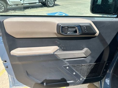 Used 2023 Ford Bronco Wildtrak AWD/4WD image 9