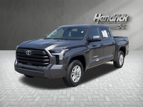 Used 2024 Toyota Tundra SR5 w/ Advanced Technology Package AWD/4WD image 5