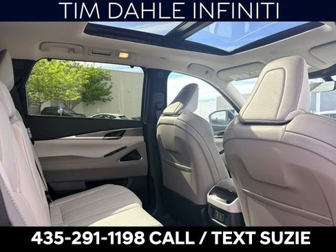 New 2026 INFINITI QX60 Luxe image 16