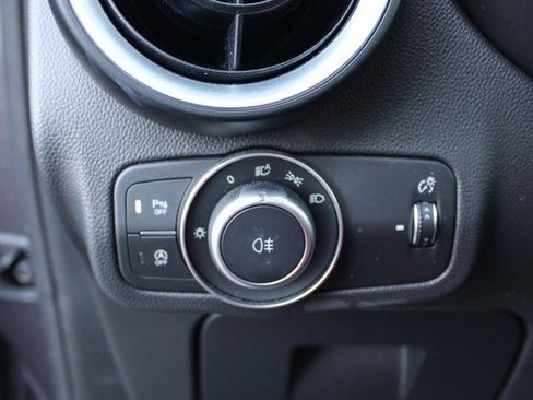 Used 2024 Alfa Romeo Stelvio Veloce image 16