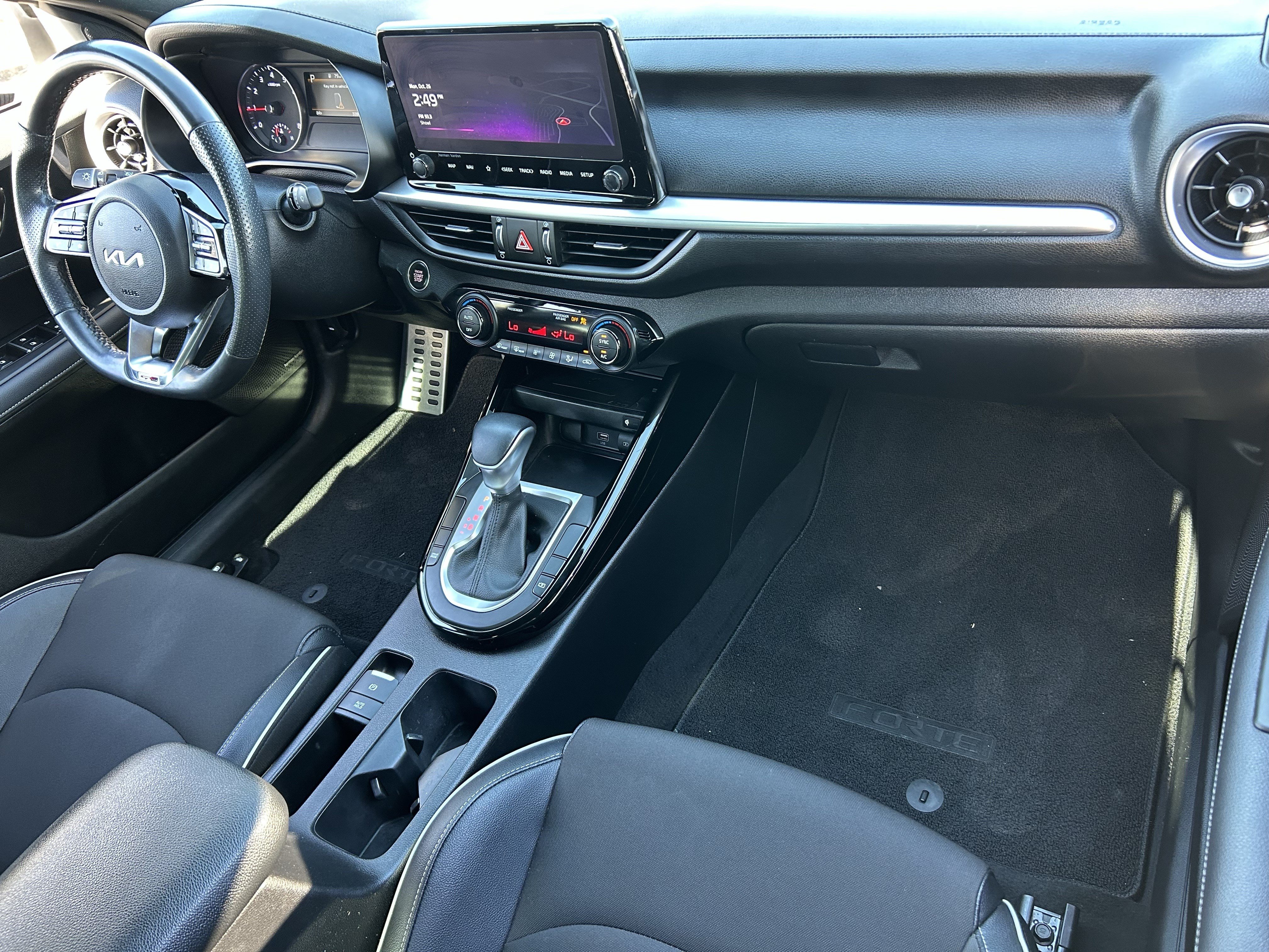 Used 2023 Kia Forte GT-Line w/ GT-Line Premium Package FWD image 10
