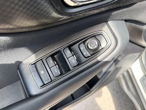 Certified 2025 Subaru Outback Premium AWD/4WD image 17
