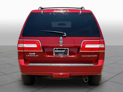 Used 2013 Lincoln Navigator 2WD w/ HD Trailer Tow Pkg image 4