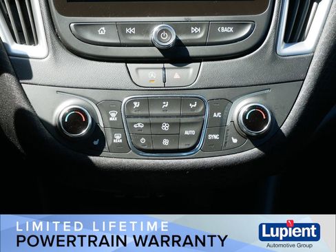 Used 2024 Chevrolet Malibu LT FWD image 20