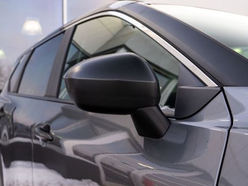 Used 2023 Nissan Rogue S image 9