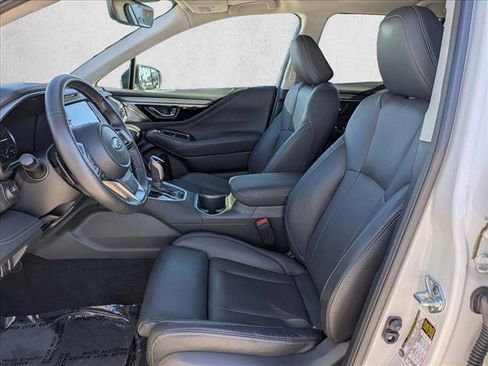 Used 2025 Subaru Outback Limited image 17