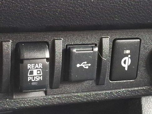 Used 2023 Toyota Tacoma TRD Sport AWD/4WD image 22