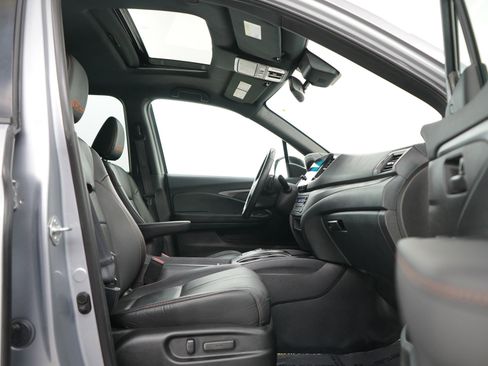 Used 2022 Honda Passport TrailSport image 11
