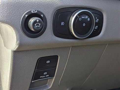 Used 2024 Ford Transit 350 XLT image 10