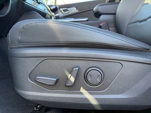 New 2026 Kia Sportage SX image 10