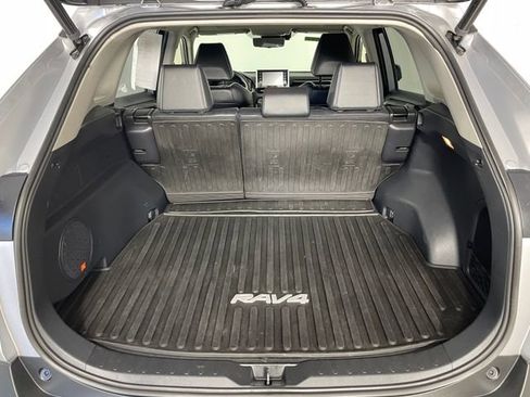 Used 2020 Toyota RAV4 Limited AWD/4WD image 18
