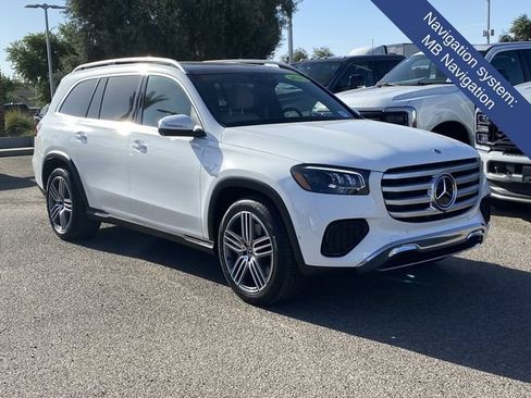 Used 2025 Mercedes-Benz GLS 450 4MATIC image 9