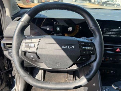 Used 2026 Kia Sportage EX w/ EX Panorama Roof Package AWD/4WD image 7