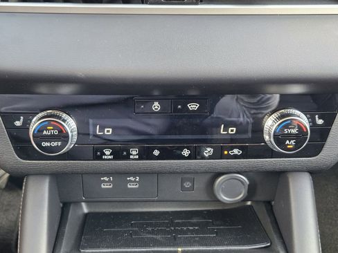 New 2026 Mitsubishi Outlander SE AWD/4WD image 16