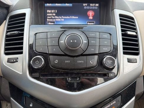 Used 2014 Chevrolet Cruze Diesel image 22