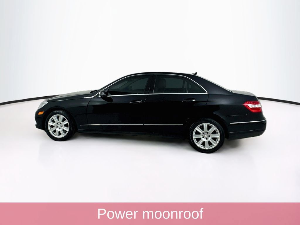 Used 2013 Mercedes-Benz E 350 4MATIC Sedan image 4