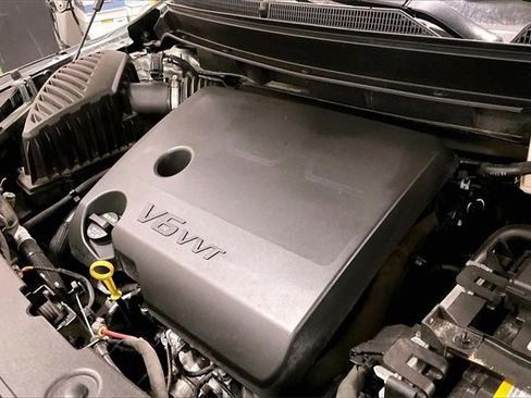 Used 2023 Buick Enclave Avenir w/ Avenir Technology Package image 35