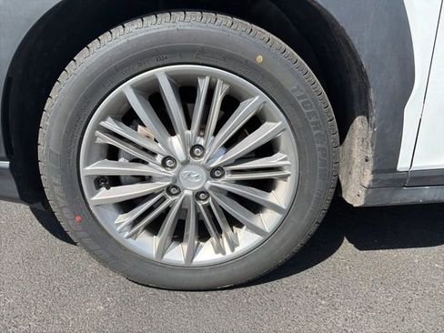 Used 2020 Hyundai Kona SEL AWD/4WD image 2