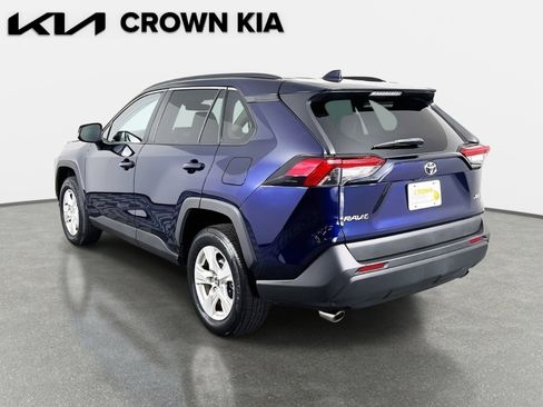 Used 2021 Toyota RAV4 XLE image 8