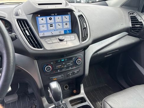 Used 2018 Ford Escape SEL FWD image 8