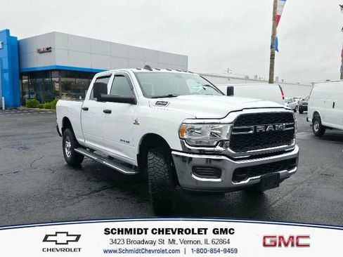 Used 2022 RAM 2500 Tradesman w/ Chrome Appearance Group AWD/4WD image 3