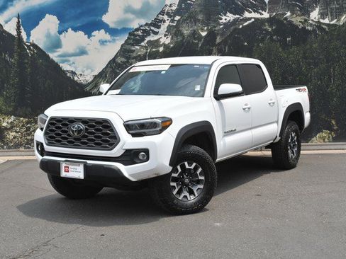 Certified 2023 Toyota Tacoma TRD Off-Road AWD/4WD image 6