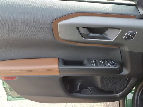 Certified 2025 Ford Bronco Sport Outer Banks w/ Outer Banks Tech Package+ image 9