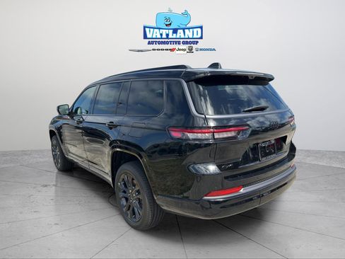 New 2026 Jeep Grand Cherokee L Limited AWD/4WD image 3