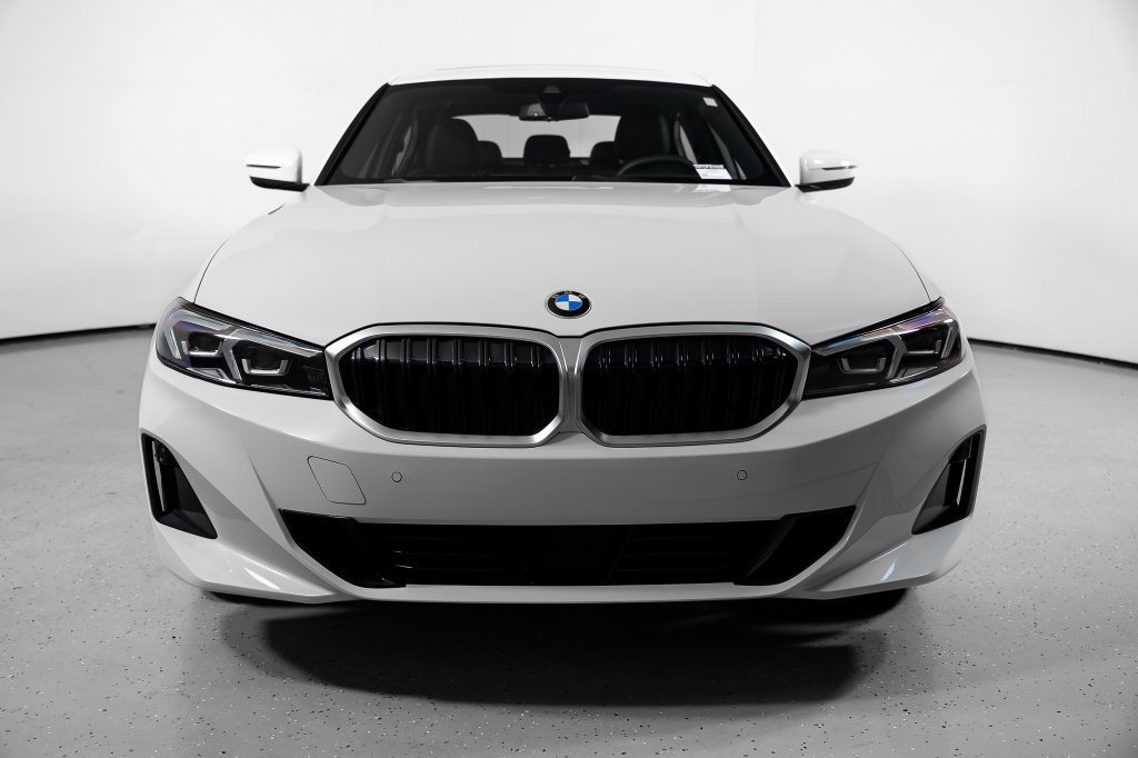 Used 2026 BMW 330i Sedan RWD image 17