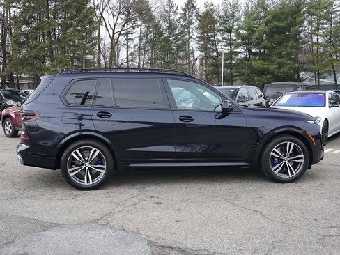 Used 2024 BMW X7 xDrive40i w/ M Sport Package image 22