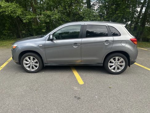 Used 2015 Mitsubishi Outlander Sport ES image 8