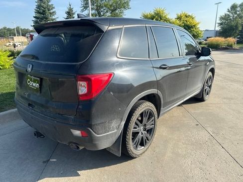 Used 2021 Honda Passport Sport image 3