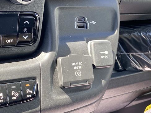 New 2025 RAM ProMaster 3500 w/ Quick Order Package 22H SLT+ FWD image 22