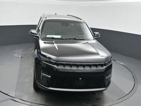 New 2026 Jeep Grand Wagoneer Limited AWD/4WD image 38