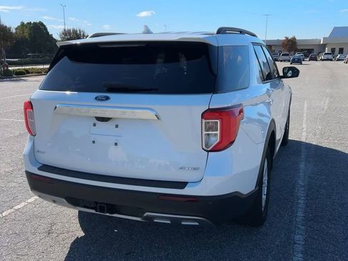 Used 2022 Ford Explorer XLT w/ Equipment Group 202A image 49