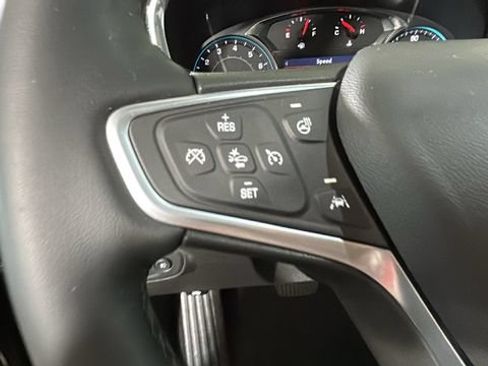 Used 2023 Chevrolet Equinox Premier AWD/4WD image 15