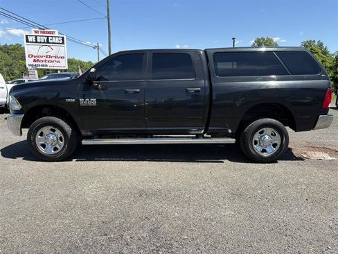 Used 2017 RAM 2500 Tradesman w/ Chrome Appearance Group AWD/4WD image 2