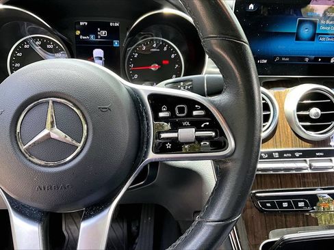 Used 2020 Mercedes-Benz GLC 300 4MATIC image 11