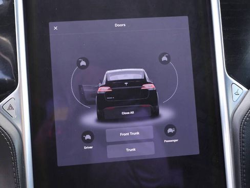 Used 2018 Tesla Model X 75D AWD/4WD image 20