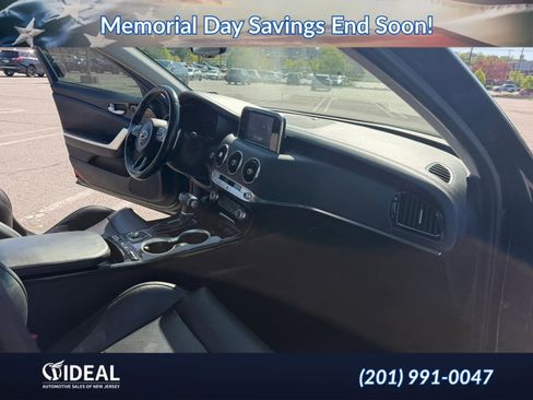 Used 2019 Kia Stinger RWD image 36