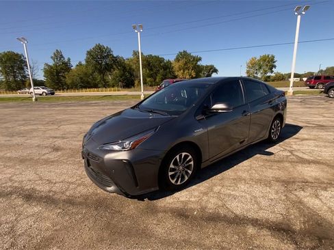 Used 2019 Toyota Prius Limited image 4