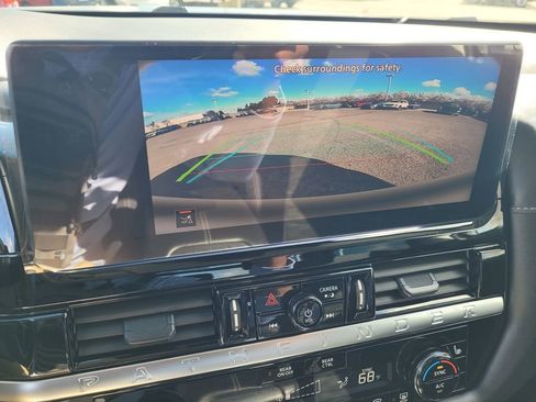 New 2026 Nissan Pathfinder SV image 9