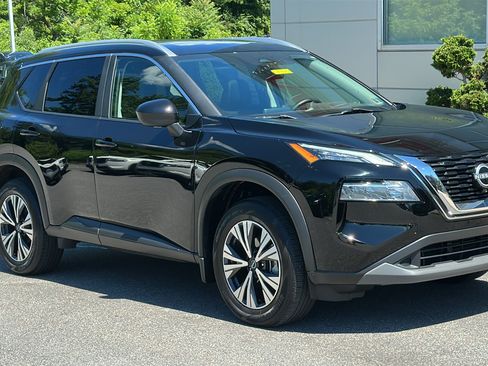 Used 2023 Nissan Rogue SV w/ SV Premium B Package AWD/4WD image 2