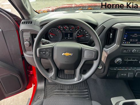 Used 2023 Chevrolet Silverado 1500 Custom image 13