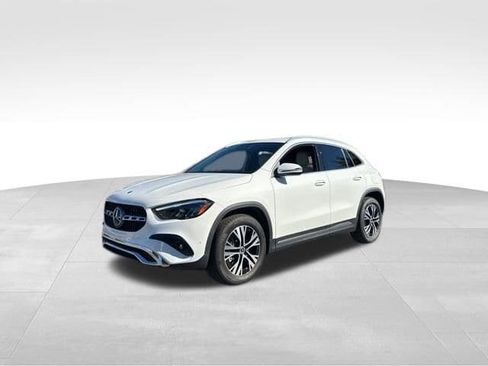 New 2025 Mercedes-Benz GLA 250 4MATIC image 1